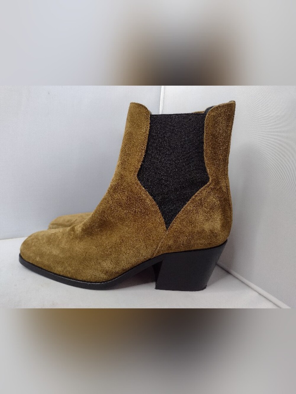 M. Gemi Green Olive Suede Size 37.5 EU Ankle Boots Booties Chelsea Heeled N